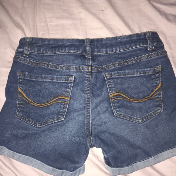 SO Midi Jean Shorts - Picture 2 of 2